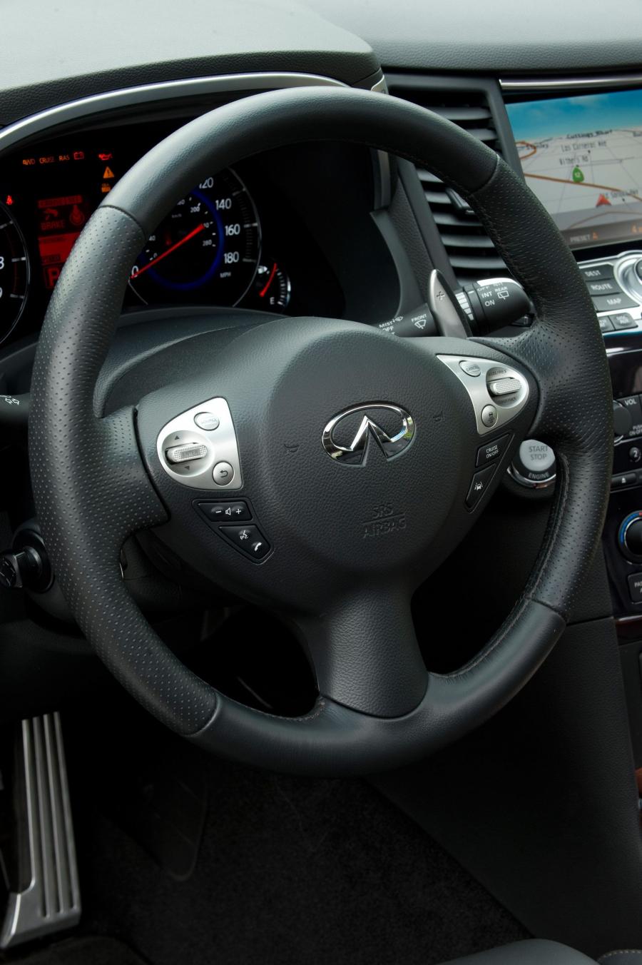  Infiniti FX50 S 2010 года  (фото 5 из 13)